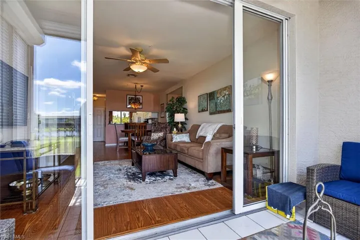 14751 Hole In 1 Cir 205, Fort Myers, Florida 33919