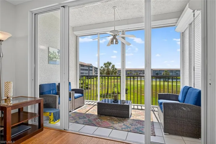 14751 Hole In 1 Cir 205, Fort Myers, Florida 33919