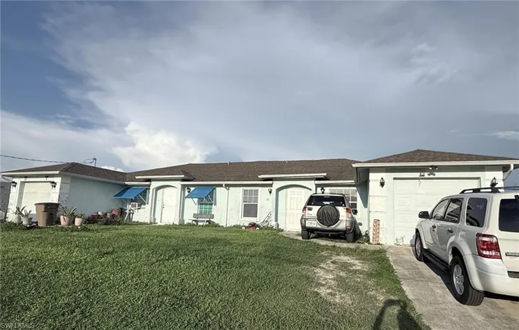 1109-1111 Gilbert Ave S, Lehigh Acres, Florida 33973