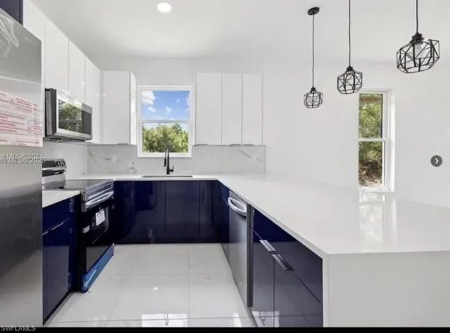 538 Brue Ave S, Lehigh Acres, Florida 33974