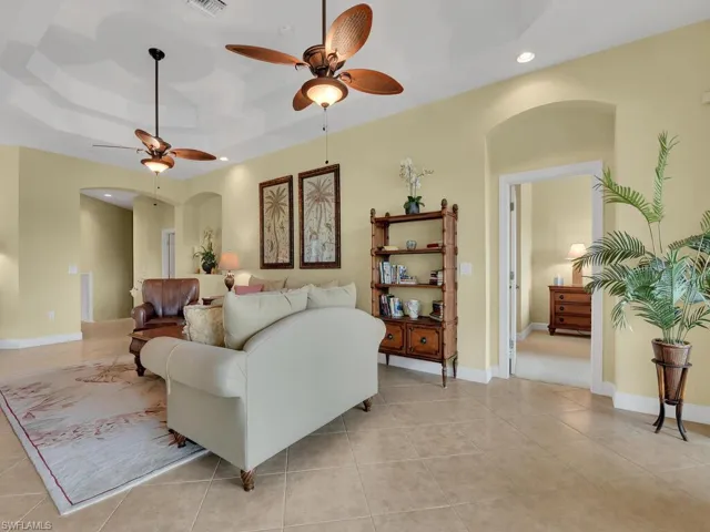 Split Bedroom Floor Plan