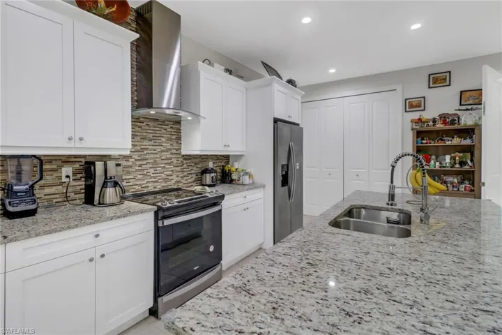 5845 Desoto Blvd N, Naples Fl 34120