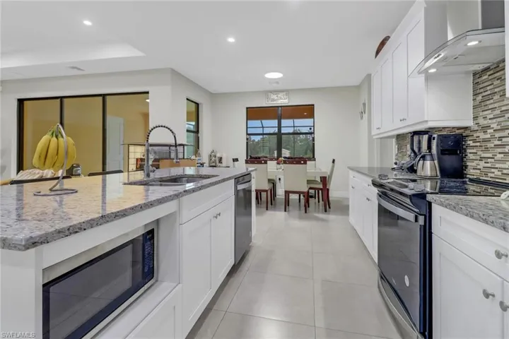 5845 Desoto Blvd N, Naples Fl 34120