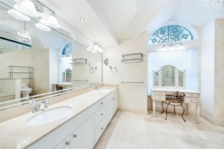 3388 Hanover CT, NAPLES FL 34112
