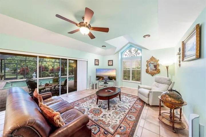 3388 Hanover CT, NAPLES FL 34112