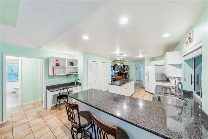 3388 Hanover CT, NAPLES FL 34112