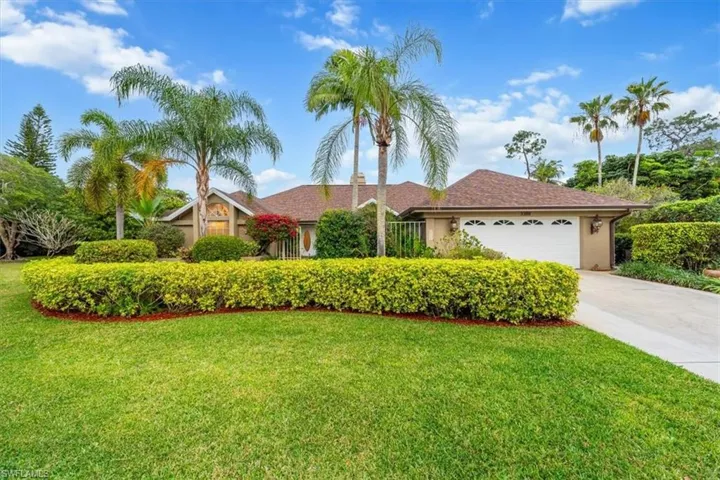 3388 Hanover CT, NAPLES FL 34112