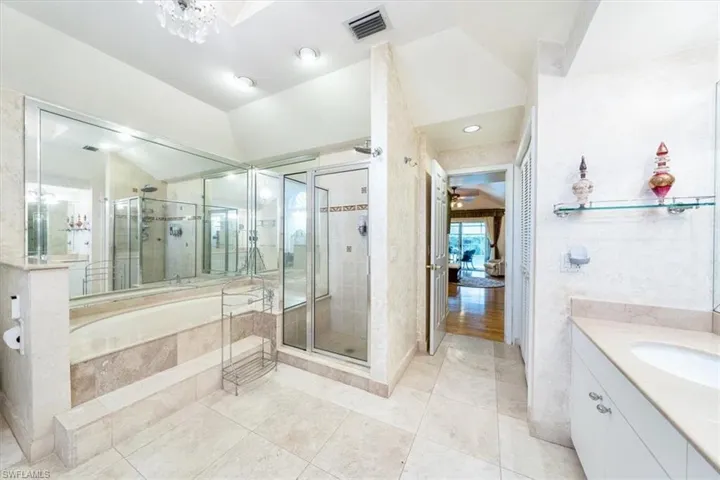 3388 Hanover CT, NAPLES FL 34112