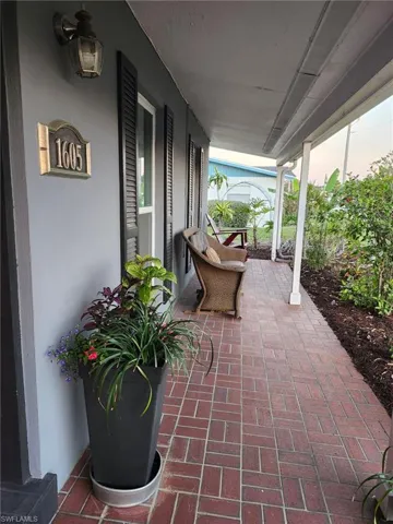 1605  Oakley  AVE, Fort Myers, FL 33901