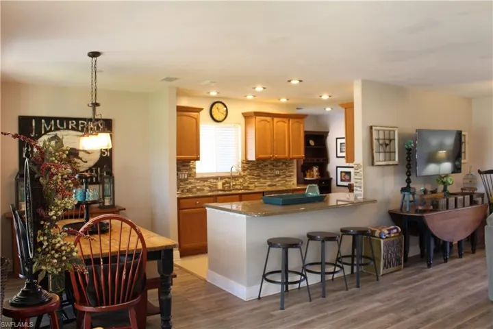 1605  Oakley  AVE, Fort Myers, FL 33901