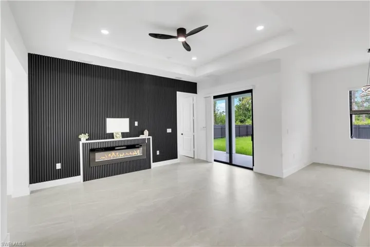 1049 Merry St E, Lehigh Acres, Florida 33974