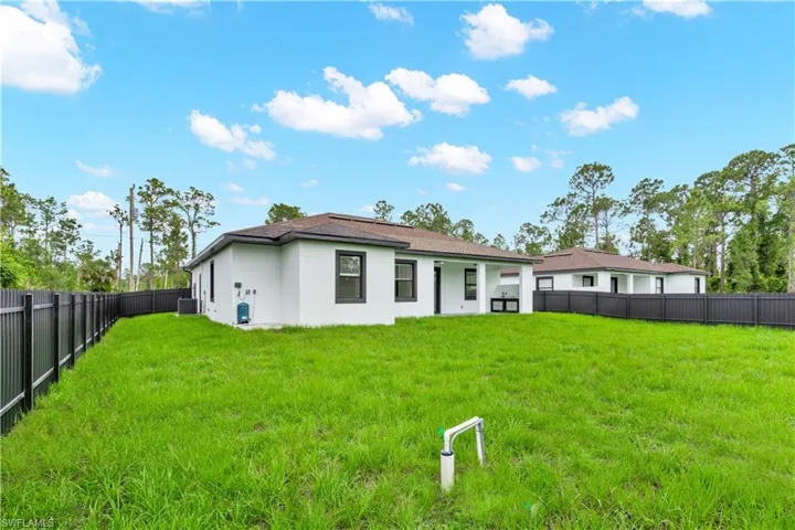 1049 Merry St E, Lehigh Acres, Florida 33974