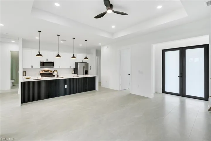 1049 Merry St E, Lehigh Acres, Florida 33974