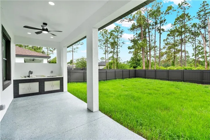1049 Merry St E, Lehigh Acres, Florida 33974