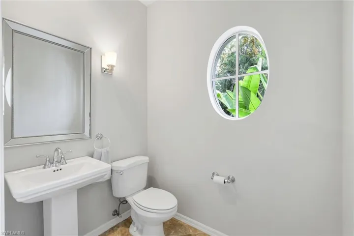 1932  Springberry  CIR, Naples, FL 34109