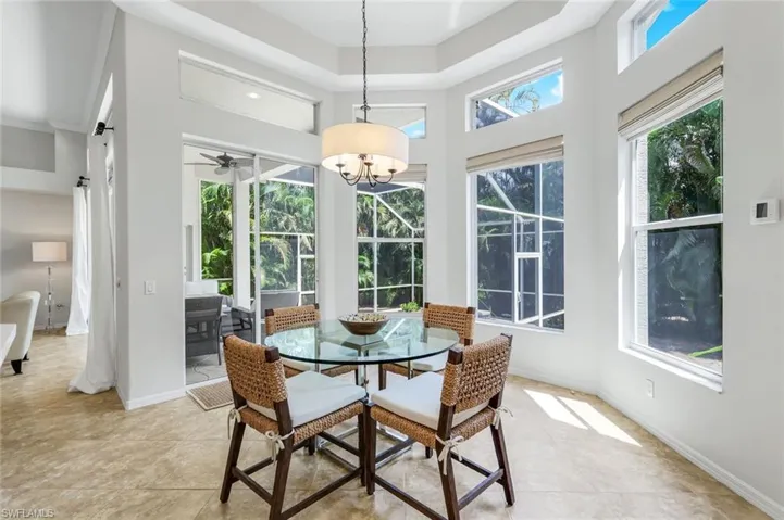 1932  Springberry  CIR, Naples, FL 34109