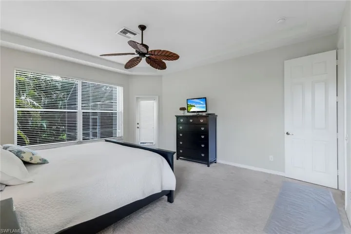 1932  Springberry  CIR, Naples, FL 34109