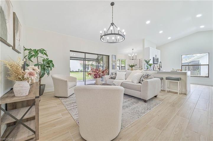 Livingroom + kitchen + dinningroom