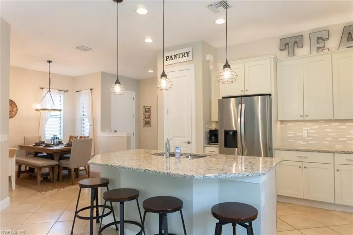 11518  Golden Oak  TER, Fort Myers, FL 33913