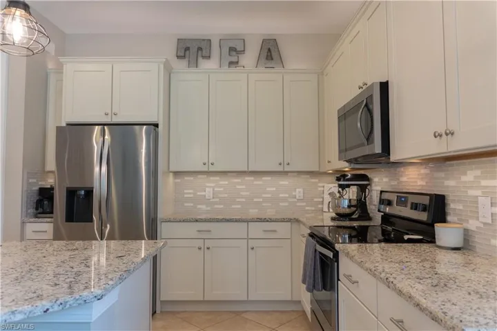 11518  Golden Oak  TER, Fort Myers, FL 33913