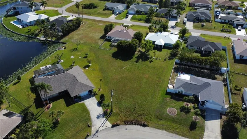 1202 Sw 13th Ter, Cape Coral Fl 33991