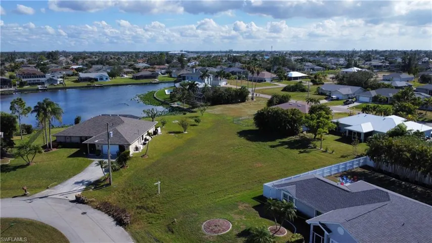 1202 Sw 13th Ter, Cape Coral Fl 33991