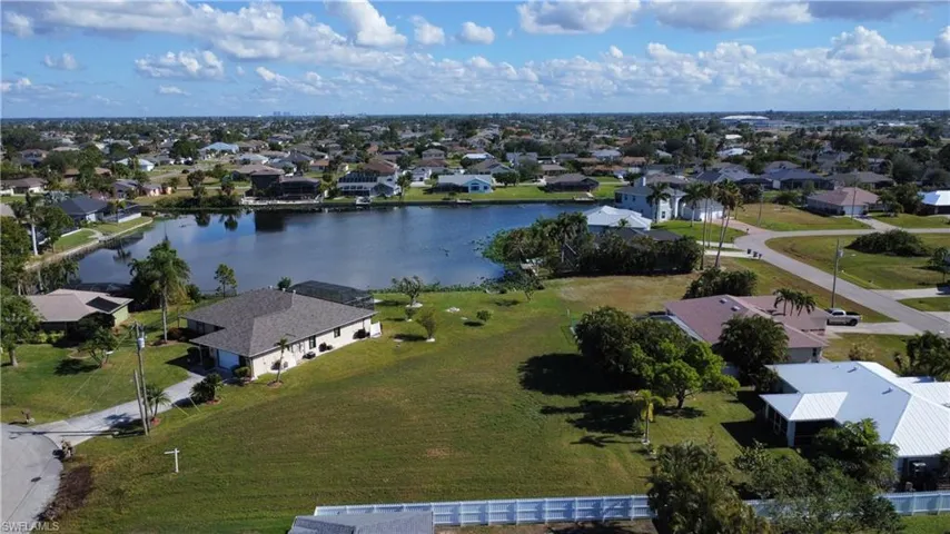 1202 Sw 13th Ter, Cape Coral Fl 33991