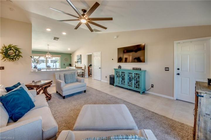 Another view of the living area - very functional and the kitchen was designed to not only be functional but also to extend the living/entertaining area!