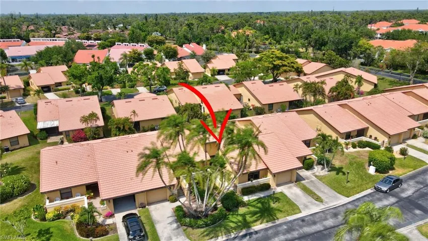 5360  Governors  DR, Fort Myers, FL 33907