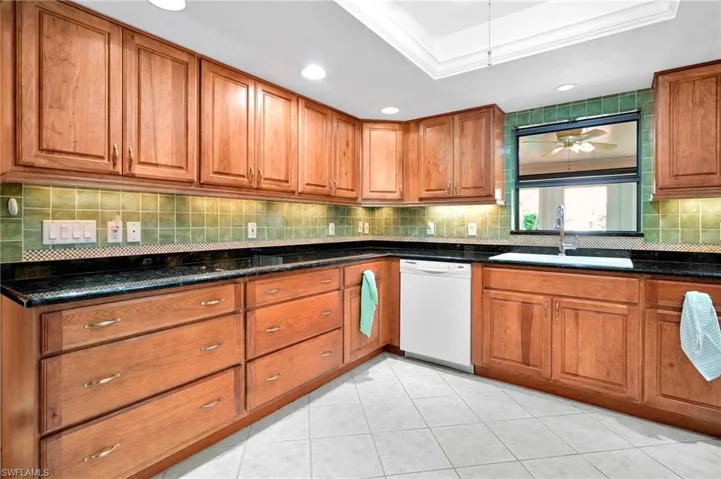 5360  Governors  DR, Fort Myers, FL 33907