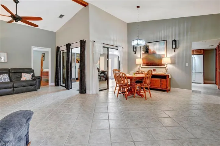 5360  Governors  DR, Fort Myers, FL 33907