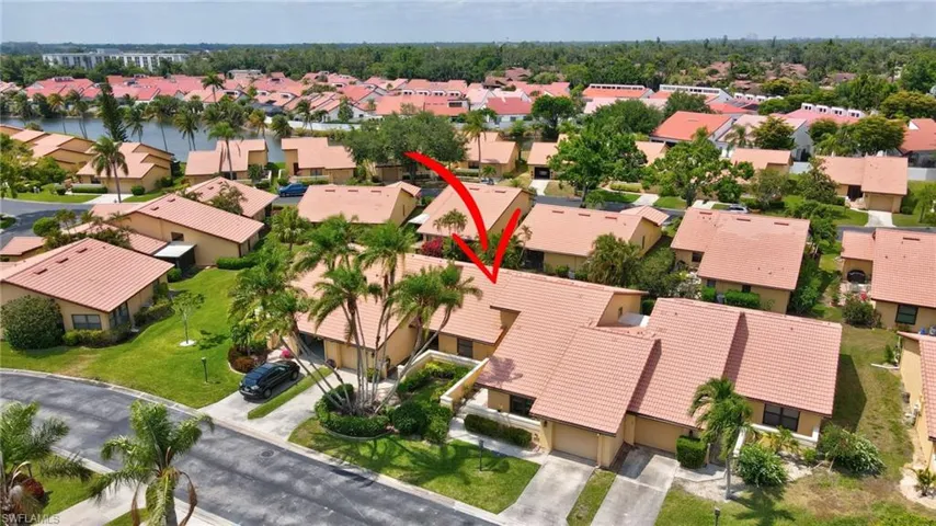 5360  Governors  DR, Fort Myers, FL 33907