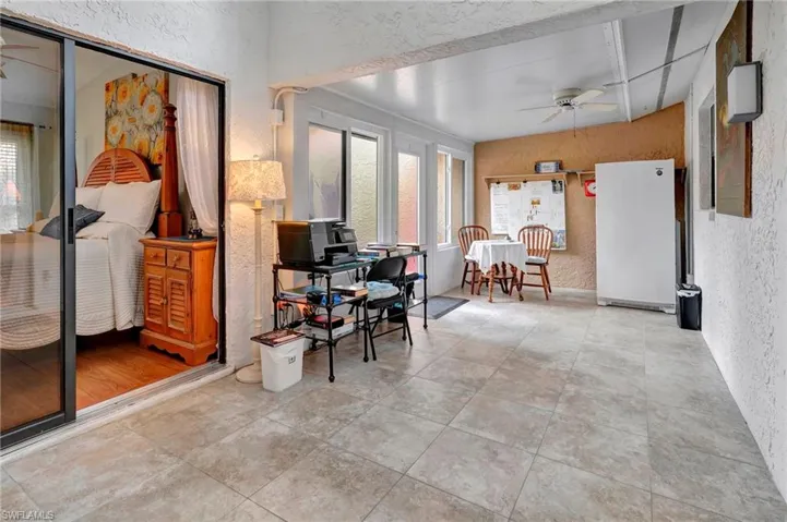 5360  Governors  DR, Fort Myers, FL 33907