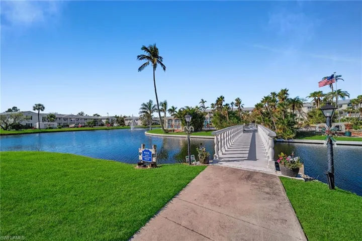 13540 Stratford Place Cir 202, Fort Myers, Florida 33919