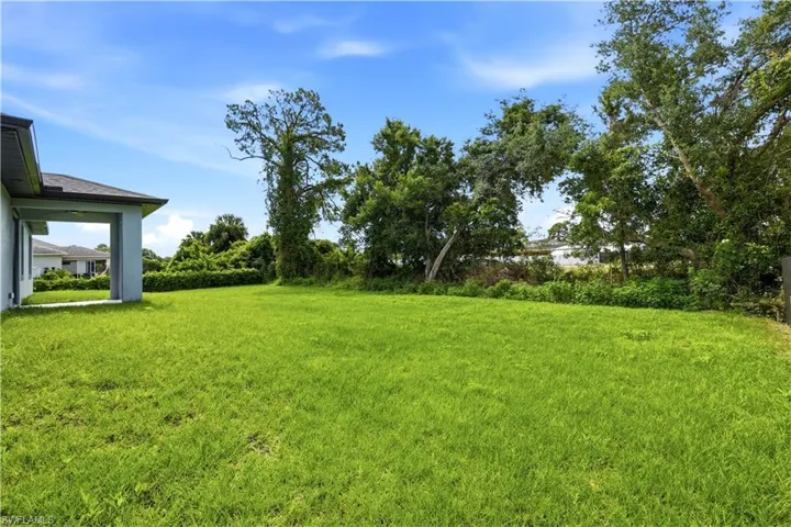 3805  17th W ST, Lehigh Acres, FL 33971