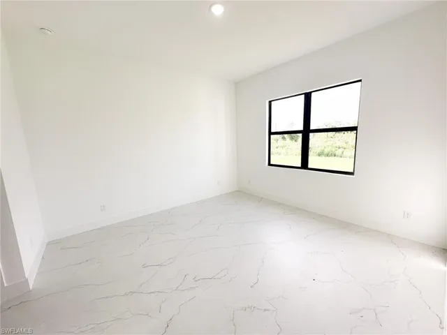 2902  23rd W ST, Lehigh Acres, FL 33971