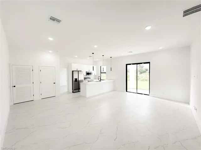 2902  23rd W ST, Lehigh Acres, FL 33971