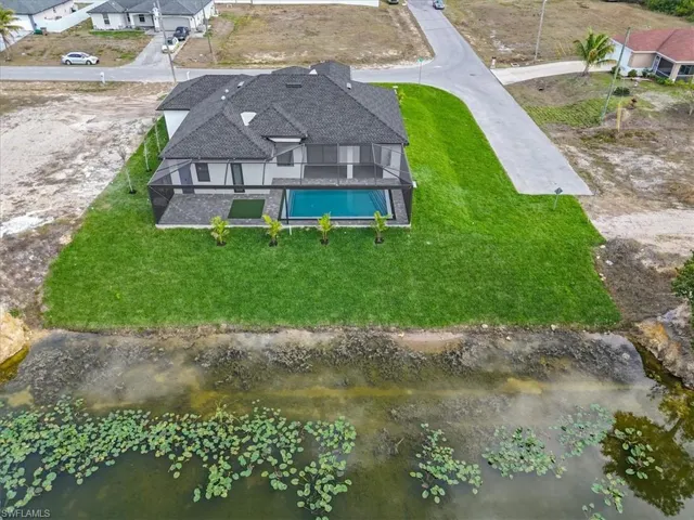 Aerial view of property and surrounding area