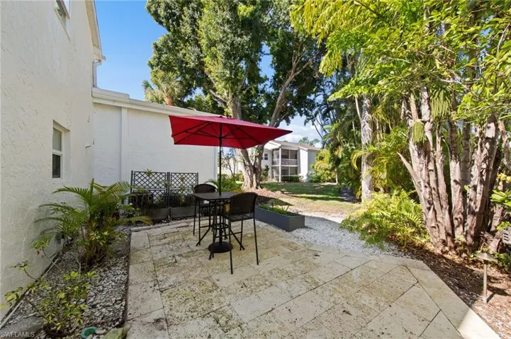 View of patio / terrace with outdoor dining area