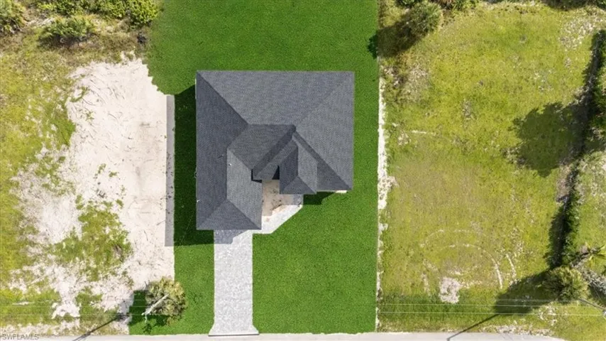 Aerial view of property and surrounding area