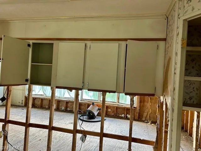 5558 Palm Beach Blvd # 325, Fort Myers, Florida 33905