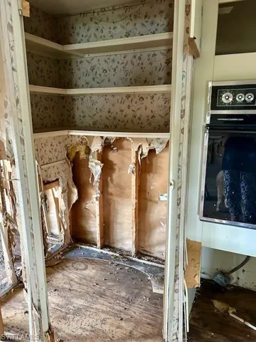 Detailed view of oven