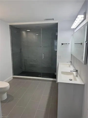3063 Horizon Ln 1501, Naples, Florida 34109