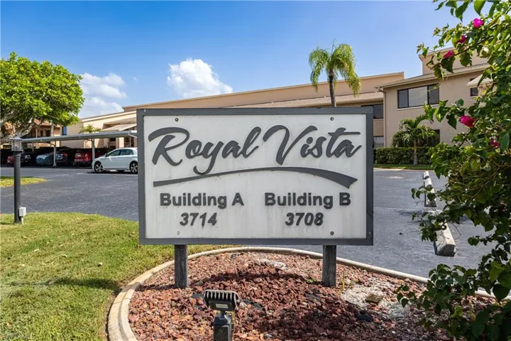 Royal Vista community sign with building identification