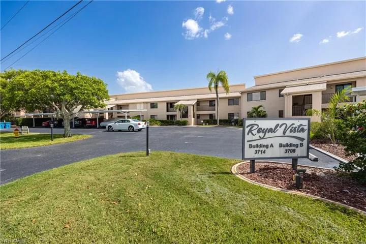 3714 Se 12th Ave 204, Cape Coral, Florida 33904