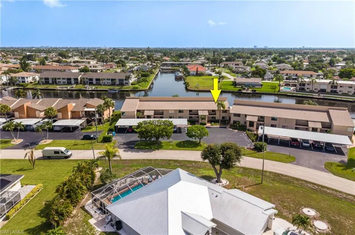 Waterfront multi-unit building with a private dock