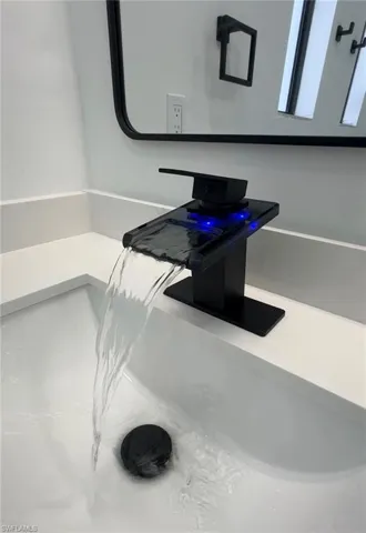 color changing faucet