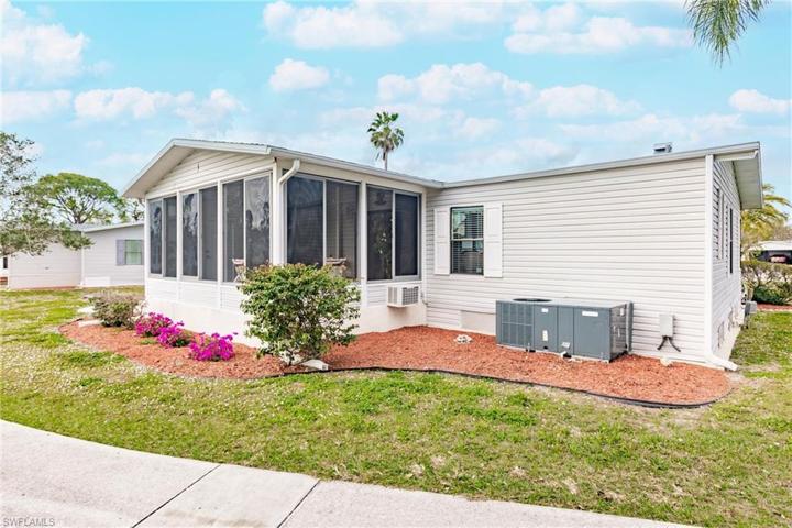 19851  Frenchmans S CT, North Fort Myers, FL 33903