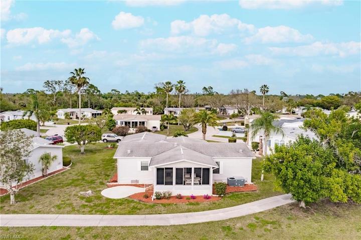 19851  Frenchmans S CT, North Fort Myers, FL 33903