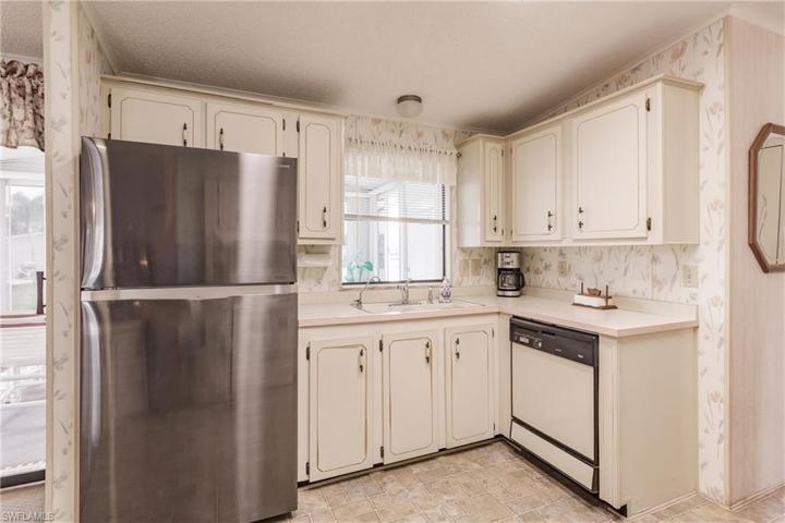 19851  Frenchmans S CT, North Fort Myers, FL 33903